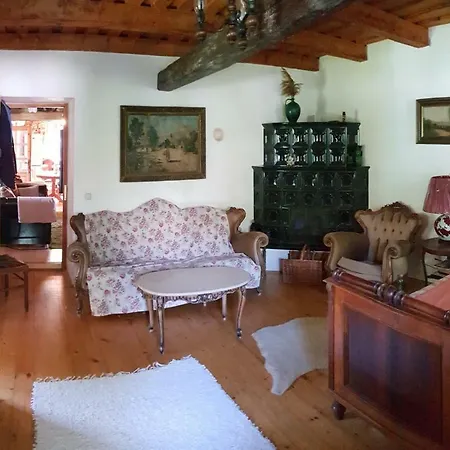 Сasa de vacaciones Authentic Village House Balatonfüred
