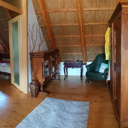Сasa de vacaciones Authentic Village House Balatonfüred