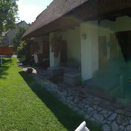 Сasa de vacaciones Authentic Village House